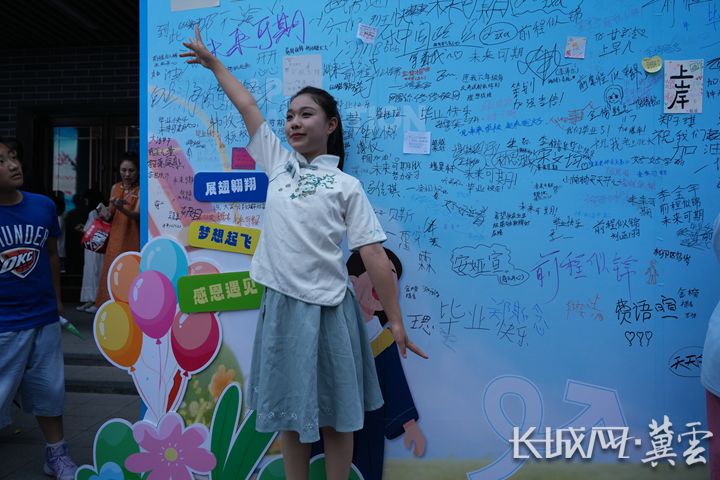 a8f8157818d246929d19508fb4621eb0.jpg