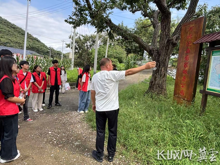 图为活动现场 史程中  摄.jpg